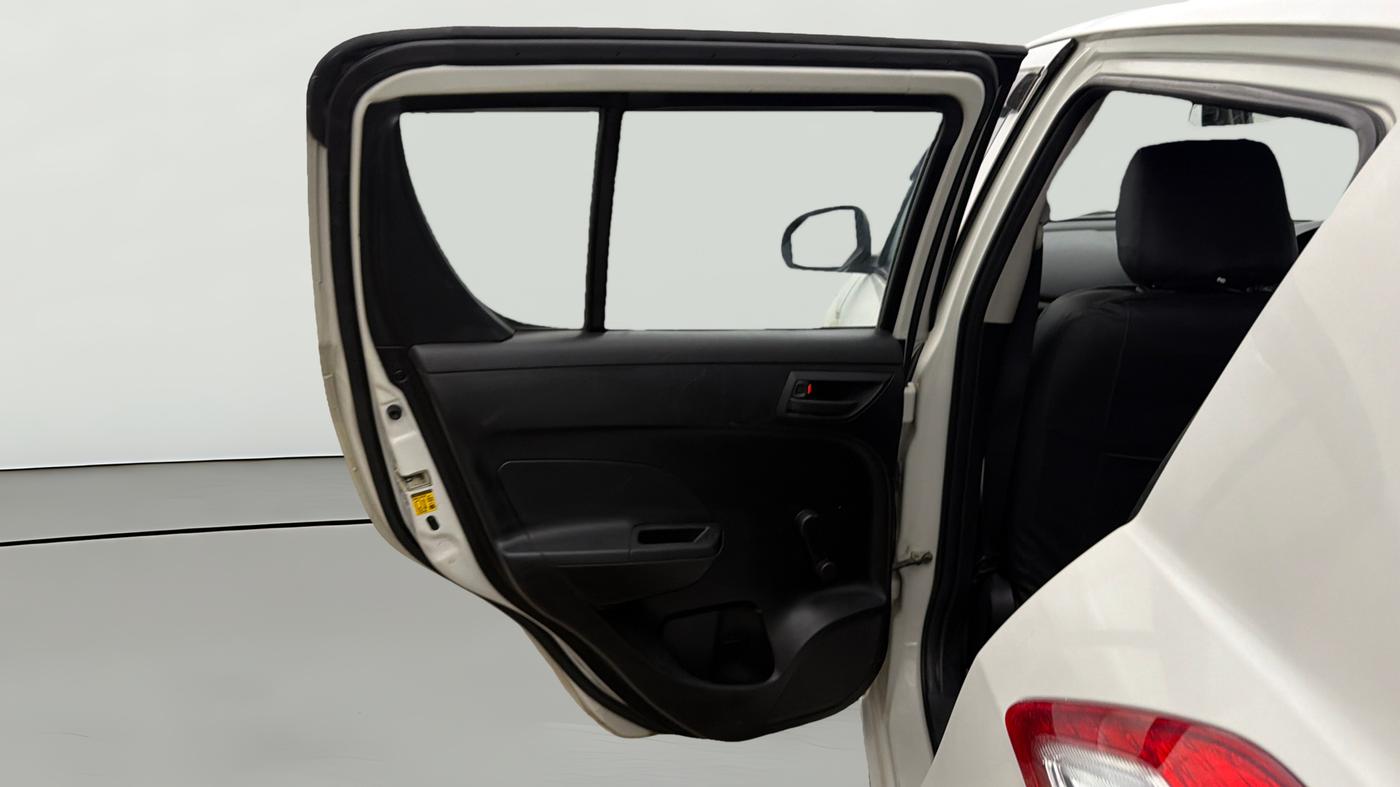 2017 Maruti Swift LDI (O), Diesel, Manual, 68,932 km, LHS Rear Door