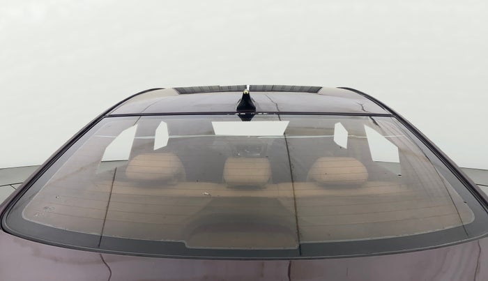 2012 Hyundai Verna FLUIDIC 1.6 VTVT SX, Petrol, Manual, 1,00,626 km, Rear Windshield