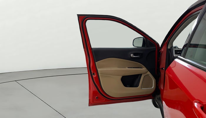 2017 Jeep Compass LONGITUDE (O) 2.0 DIESEL, Diesel, Manual, 88,851 km, LHS Front Door