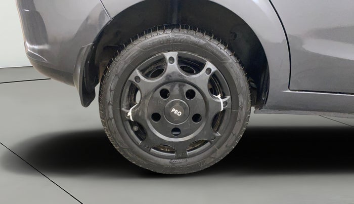 2016 Tata Zest XMS PETROL, Petrol, Manual, 61,659 km, Right Rear Wheel