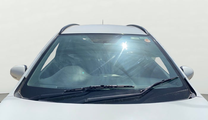 2017 Maruti S Cross ZETA 1.3, Diesel, Manual, 1,04,178 km, Front Windshield