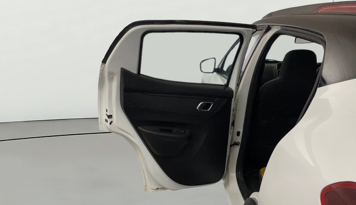 2022 Renault Kwid CLIMBER 1.0 AMT Dual Tone , Petrol, Automatic, 60,839 km, LHS Rear Door