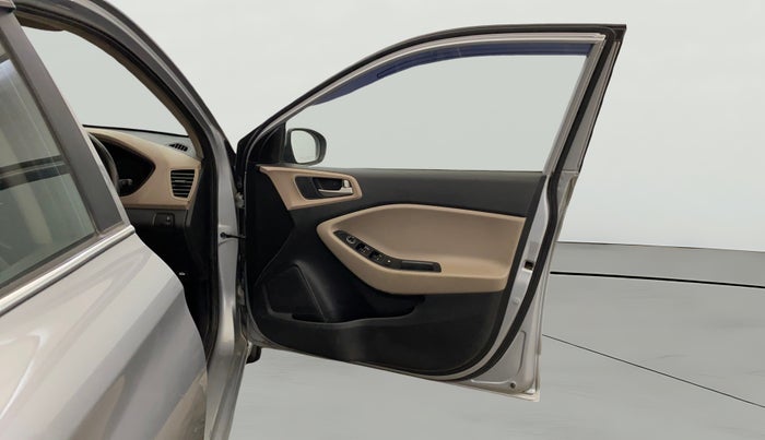 2020 Hyundai Elite i20 MAGNA PLUS 1.2, Petrol, Manual, 27,703 km, RHS Front Door