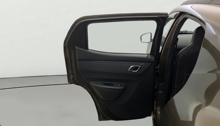 2019 Renault Kwid RXT 1.0 AMT (O), Petrol, Automatic, 38,432 km, LHS Rear Door