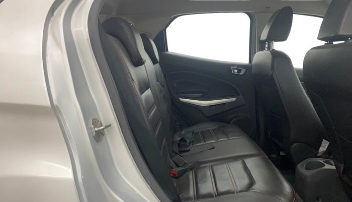 2016 Ford Ecosport TITANIUM 1.5L DIESEL, Diesel, Manual, 99,810 km, Right Side Rear Door Cabin