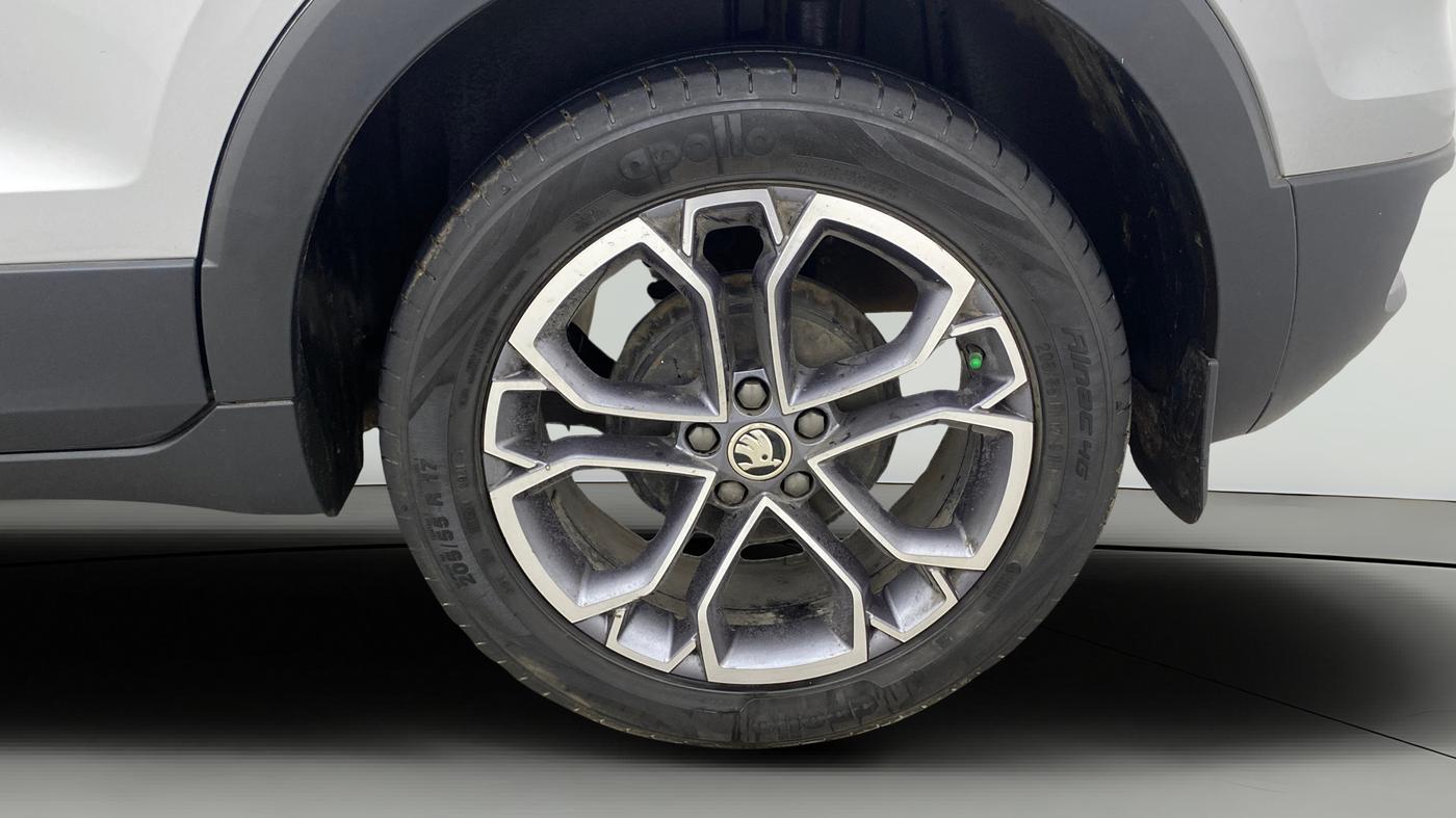 2021 Skoda KUSHAQ STYLE 1.0L TSI MT, Petrol, Manual, 39,452 km, Left Rear Wheel