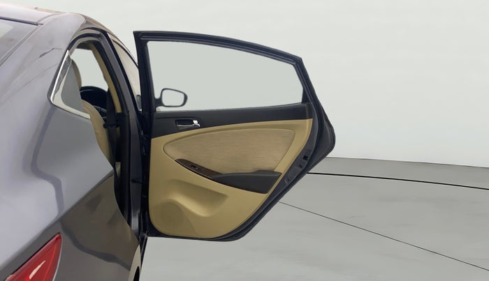 2014 Hyundai Verna FLUIDIC 1.6 VTVT SX, Petrol, Manual, 62,685 km, RHS Rear Door