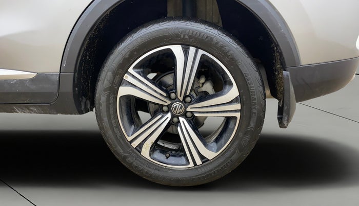 2022 MG ASTOR SHARP 1.5 MT, Petrol, Manual, 34,052 km, Left Rear Wheel