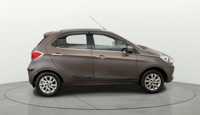 2018 Tata Tiago XZ PETROL, CNG, Manual, 1,01,033 km, Right Side View
