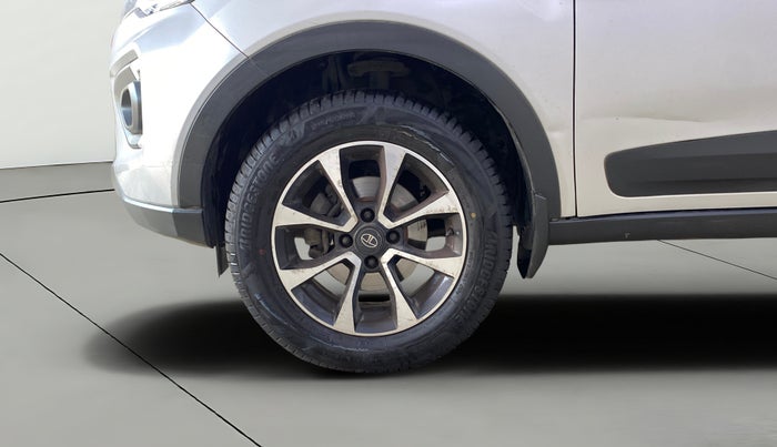2021 Tata NEXON XZA PLUS PETROL, Petrol, Automatic, 68,571 km, Left Front Wheel