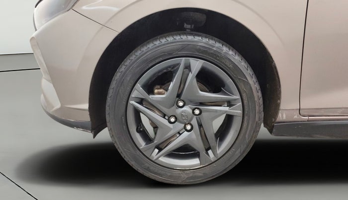 2021 Hyundai NEW I20 SPORTZ 1.2 MT, Petrol, Manual, 1,49,924 km, Left Front Wheel