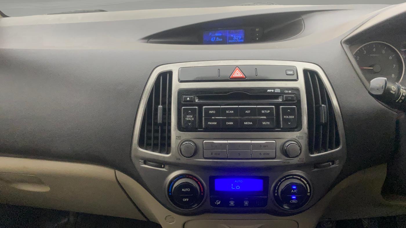 2013 Hyundai i20 MAGNA 1.2, Petrol, Manual, 73,170 km, Air Conditioner