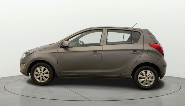 2012 Hyundai i20 SPORTZ 1.2, CNG, Manual, 1,20,834 km, Left Side
