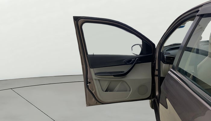 2016 Tata Tiago XT PETROL, Petrol, Manual, 25,136 km, LHS Front Door