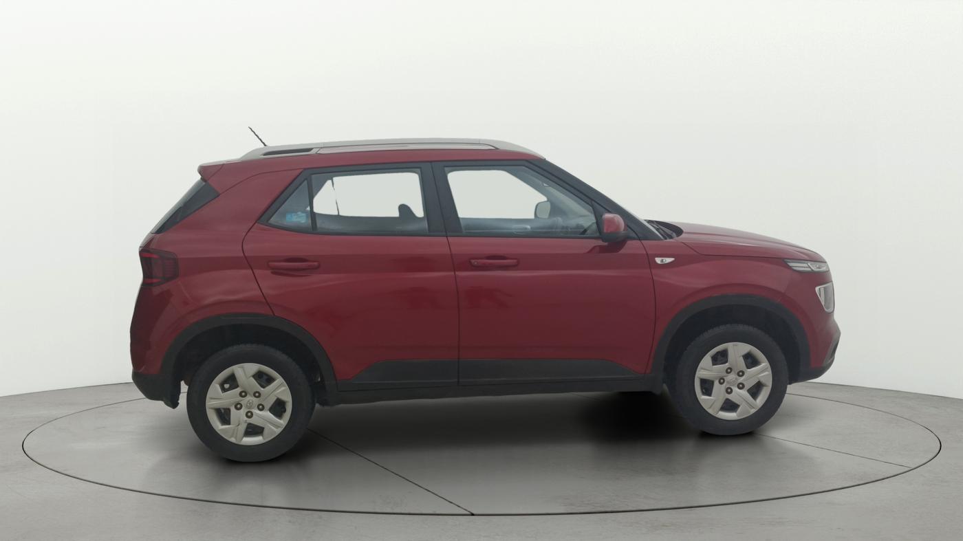 2021 Hyundai VENUE S 1.2, Petrol, Manual, 50,490 km, Right Side View