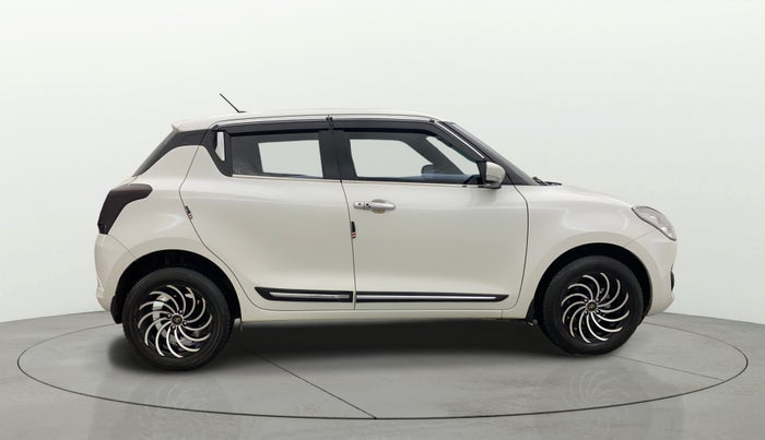 2023 Maruti Swift ZXI AMT, Petrol, Automatic, 14,033 km, Right Side View