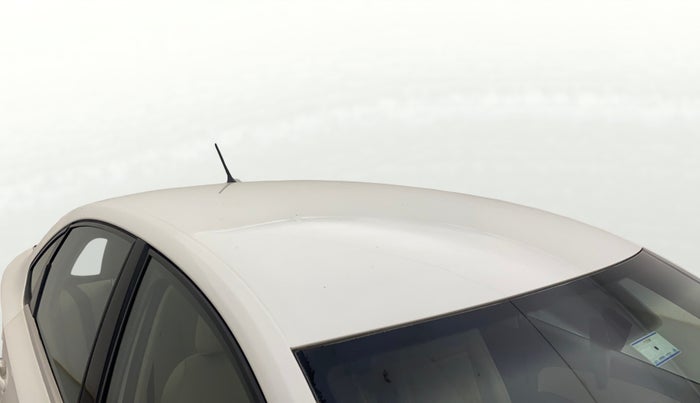 2014 Volkswagen Vento HIGHLINE 1.6 MPI, Petrol, Manual, 75,364 km, Roof