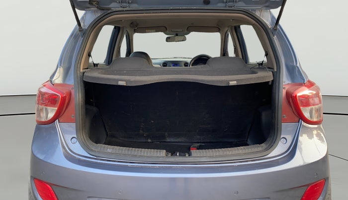 2016 Hyundai Grand i10 SPORTZ 1.2 KAPPA VTVT, Petrol, Manual, 96,930 km, Boot Open Zoomed View