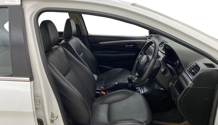 2017 Maruti Ciaz S 1.4 MT PETROL, Petrol, Manual, 53,895 km, Right Side Front Door Cabin