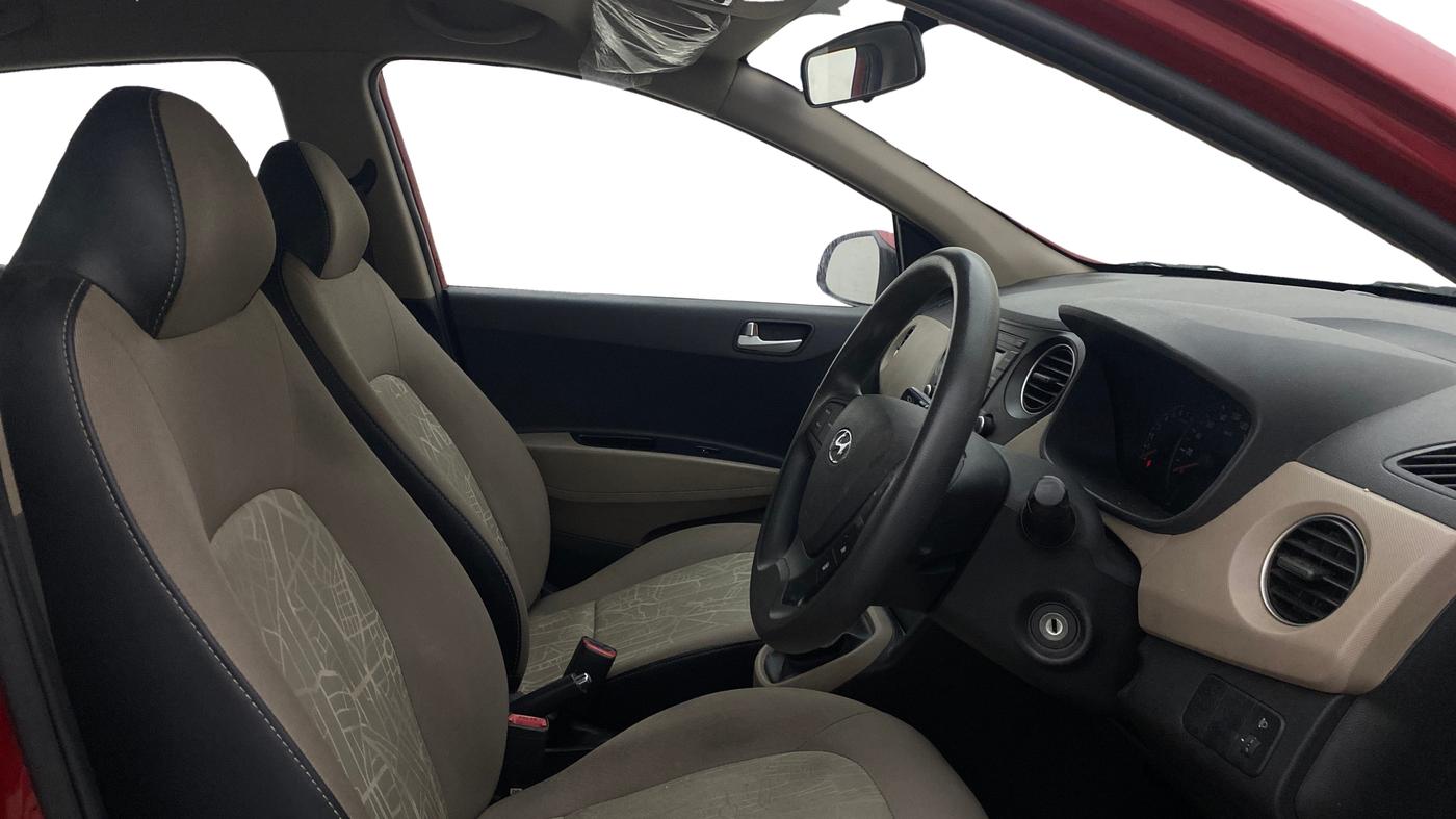 2017 Hyundai Xcent S 1.2, Petrol, Manual, 59,115 km, Right Side Front Door Cabin