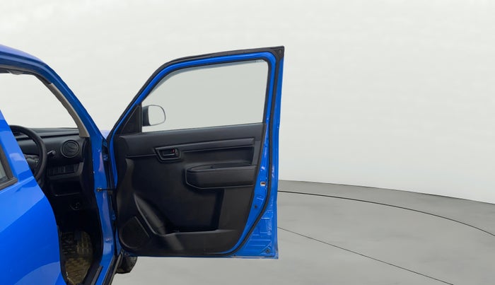 2022 Maruti S PRESSO VXI (O), Petrol, Manual, 38,373 km, RHS Front Door