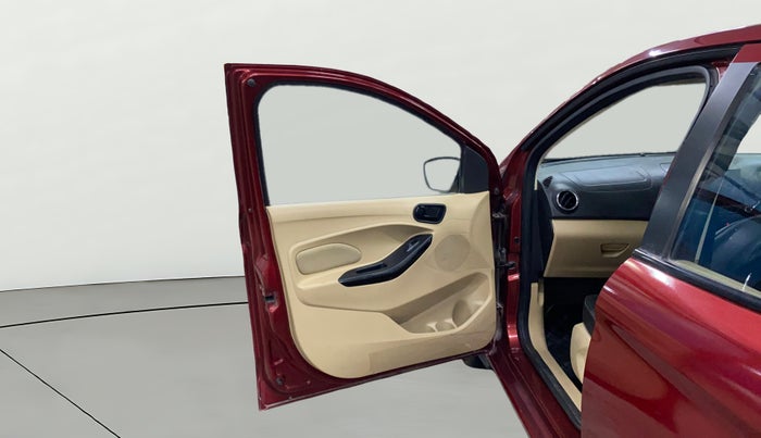 2018 Ford Figo Aspire TITANIUM 1.2 PETROL, Petrol, Manual, 45,715 km, LHS Front Door