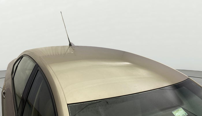 2015 Volkswagen Vento HIGHLINE 1.6 MPI, Petrol, Manual, 1,27,839 km, Roof