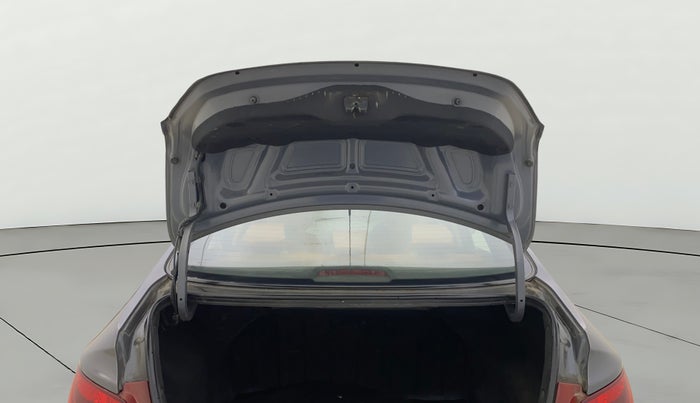 2013 Hyundai Verna FLUIDIC 1.6 VTVT SX, Petrol, Manual, 55,937 km, Boot Door Open