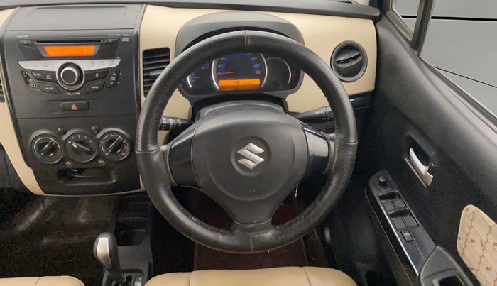 2017 Maruti Wagon R 1.0 VXI AMT, Petrol, Automatic, 22,946 km, Steering Wheel Close Up