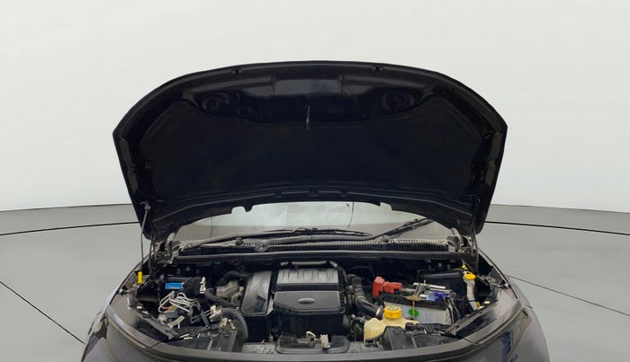 2024 Tata NEXON Creative 1.5 Revotorq 6MT Dark Edition, Diesel, Manual, 20,886 km, Open Bonet