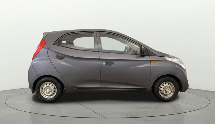 2014 Hyundai Eon D-LITE, CNG, Manual, 32,394 km, Right Side View