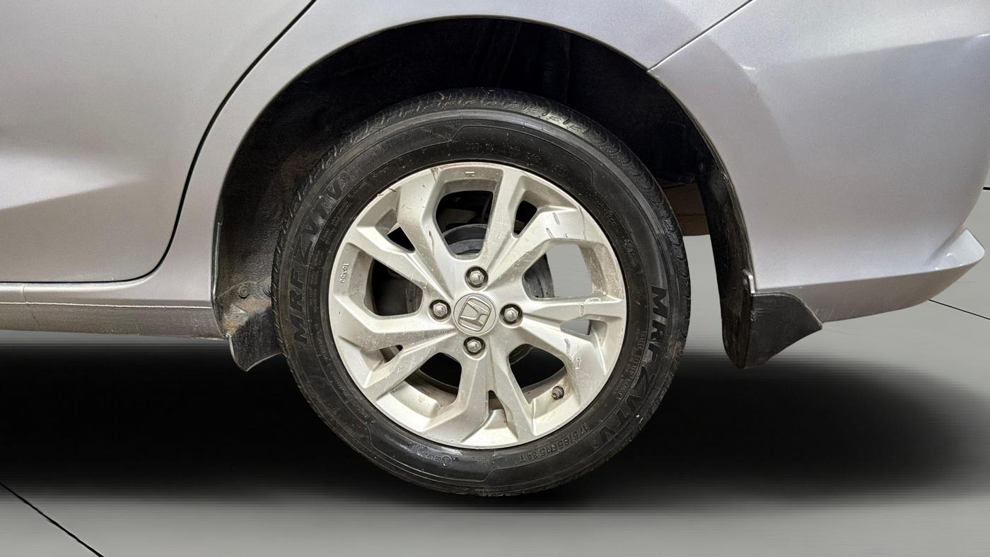 2020 Honda Amaze 1.2L I-VTEC VX CVT, Petrol, Automatic, 34,726 km, Left Rear Wheel