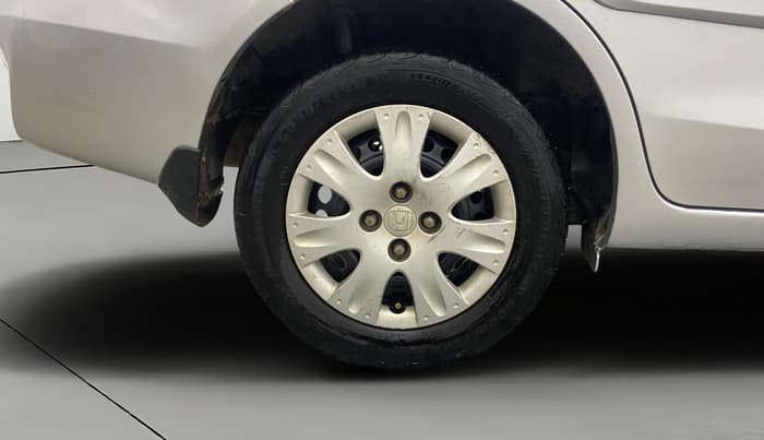 2016 Honda Amaze 1.2L I-VTEC S, Petrol, Manual, 60,124 km, Right Rear Wheel