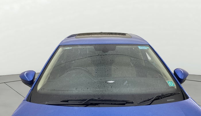 2022 Volkswagen VIRTUS TOPLINE TSI 1.0 MT, Petrol, Manual, 63,711 km, Front Windshield