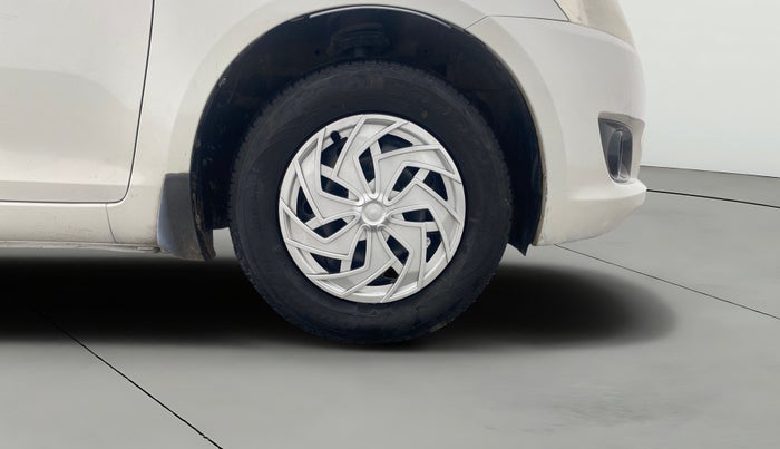 2012 Maruti Swift VDI, Diesel, Manual, 1,05,315 km, Right Front Wheel
