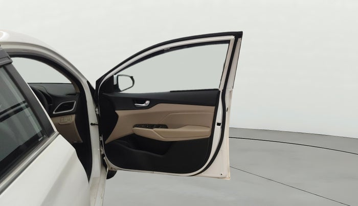 2019 Hyundai Verna 1.6 VTVT SX O, Petrol, Manual, 78,609 km, RHS Front Door