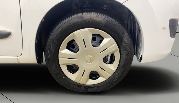 2013 Maruti Wagon R 1.0 VXI, Petrol, Manual, 24,304 km, Right Front Wheel