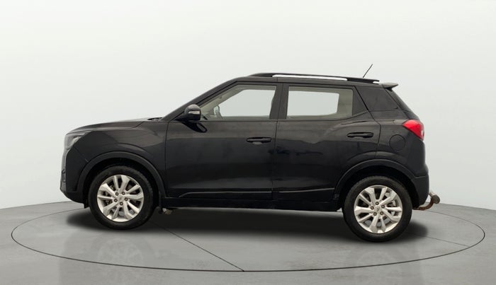 2021 Mahindra XUV300 W8 1.5 DIESEL, Diesel, Manual, 71,441 km, Left Side