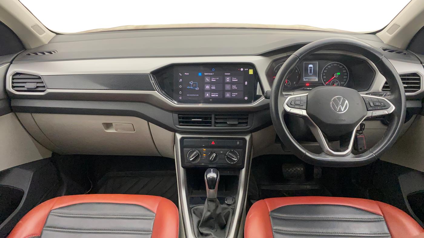 2022 Volkswagen TAIGUN HIGHLINE 1.0 TSI AT, Petrol, Automatic, 28,274 km, Dashboard