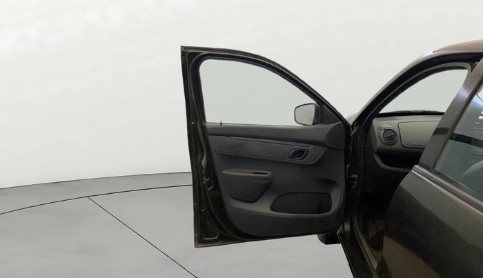 2016 Renault Kwid RXT 0.8, Petrol, Manual, 31,737 km, LHS Front Door