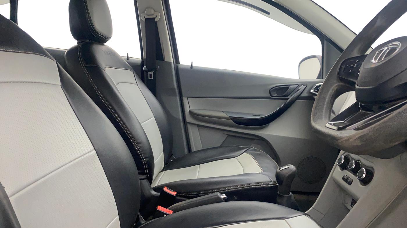 2021 Tata TIGOR XZ PETROL, Petrol, Manual, 51,673 km, Right Side Front Door Cabin
