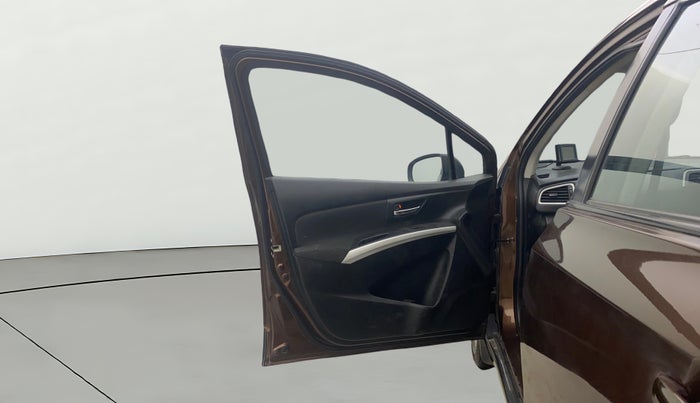 2015 Maruti S Cross ZETA 1.6, Diesel, Manual, 1,00,554 km, LHS Front Door