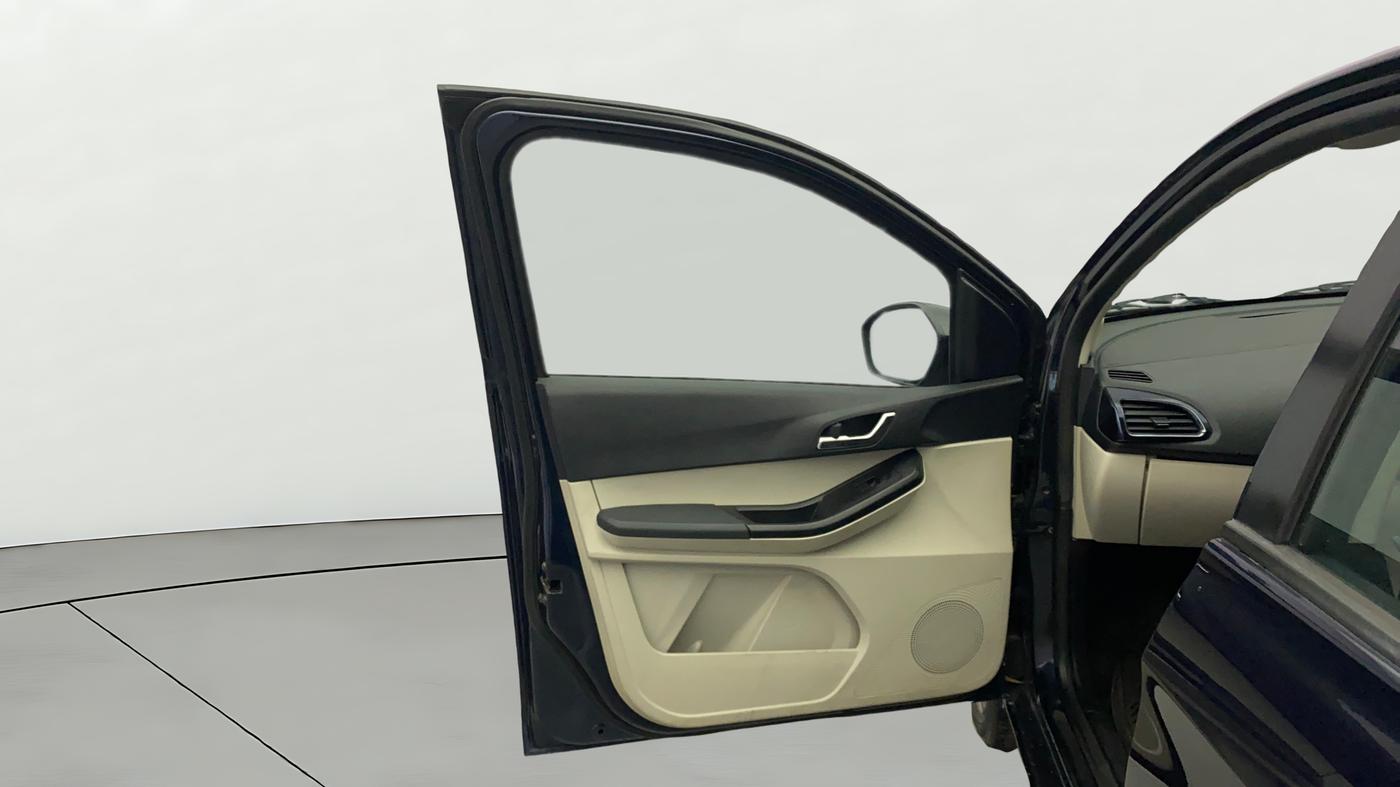 2023 Tata Tiago XZ PLUS PETROL, Petrol, Manual, 29,902 km, LHS Front Door