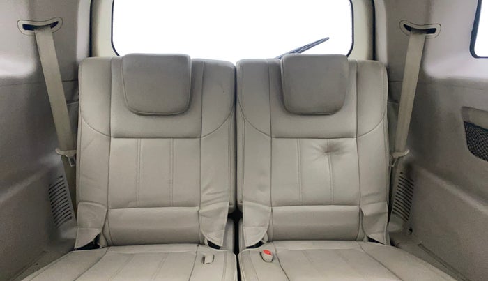 2017 Mahindra XUV500 W10 AT, Diesel, Automatic, 78,236 km, Third Seat Row ( optional )