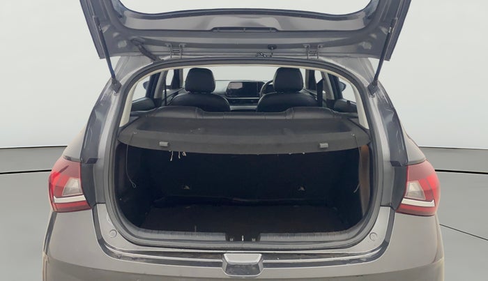 2022 Hyundai NEW I20 ASTA 1.2 MT, Petrol, Manual, 26,568 km, Boot Open Zoomed View