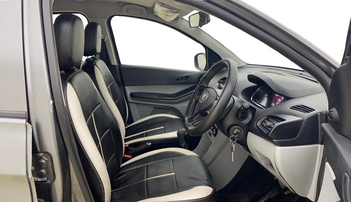 2022 Tata Tiago XM CNG, CNG, Manual, 57,149 km, Right Side Front Door Cabin