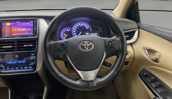 2018 Toyota YARIS VX MT, Petrol, Manual, 1,20,138 km, Steering Wheel Close Up