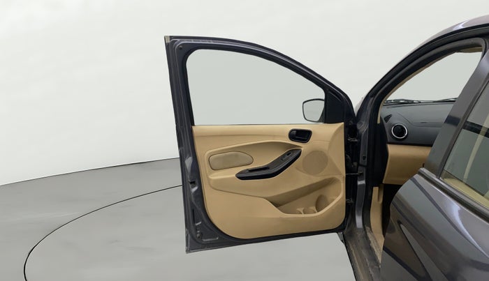 2015 Ford Figo Aspire TITANIUM1.5 DIESEL, Diesel, Manual, 1,20,943 km, LHS Front Door