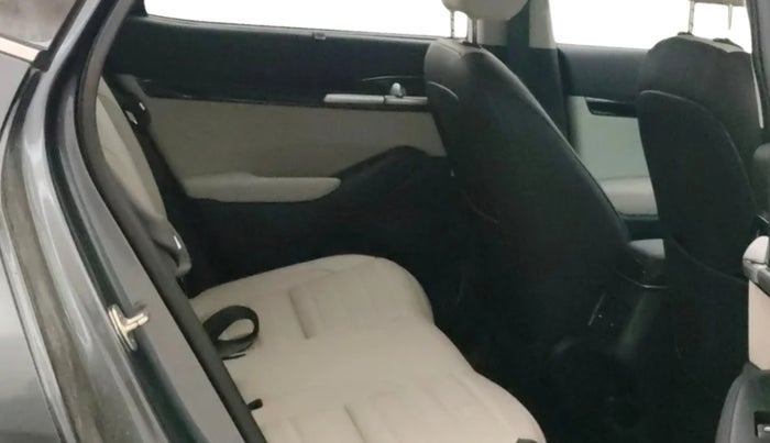 2022 KIA SELTOS GTX (O) 1.4, Petrol, Manual, 35,856 km, Right Side Rear Door Cabin