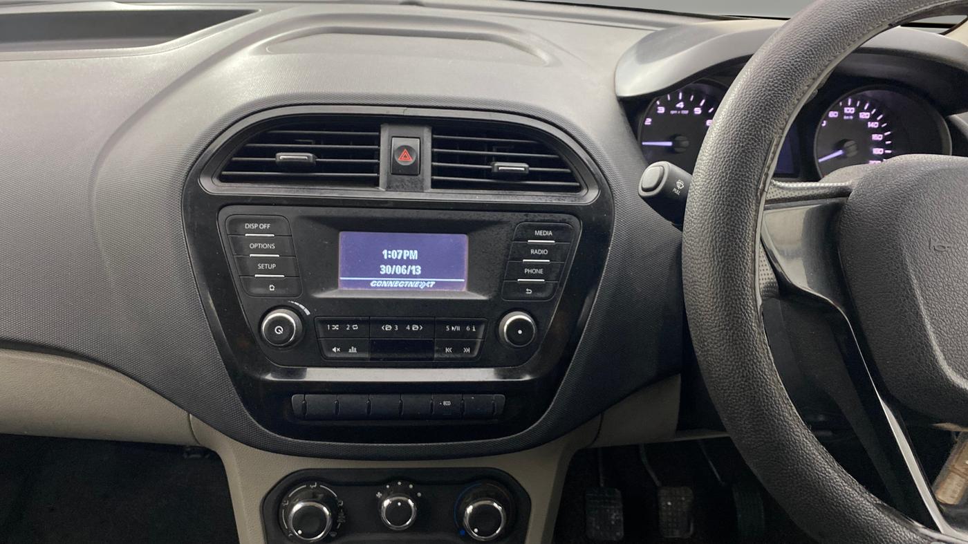 2018 Tata Tiago XT PETROL, Petrol, Manual, 1,48,410 km, Air Conditioner